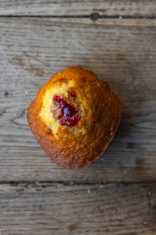 Coquillage garni confiture de framboises